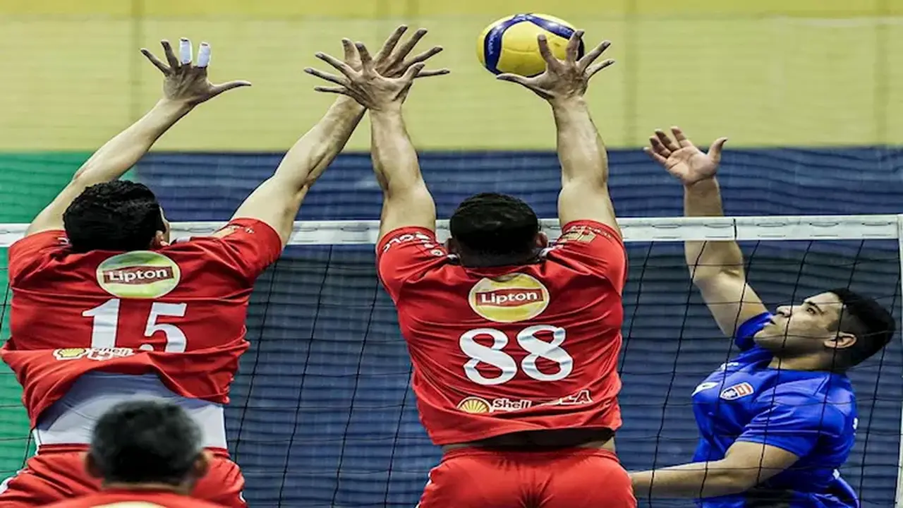 الأهلي يقطع بطاقة العبور إلى نصف نهائي كأس مصر لكرة الطائرة